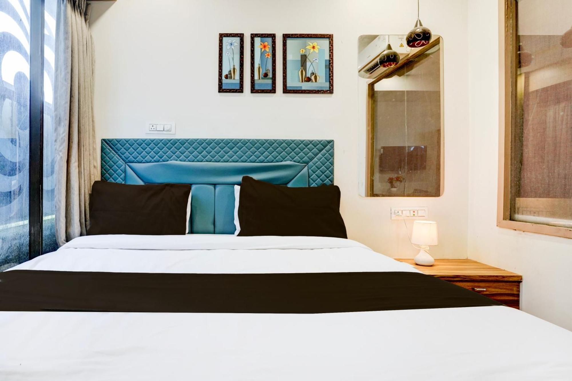 Super Collection O Vesu Surat Formerly Hotel Signature Екстериор снимка