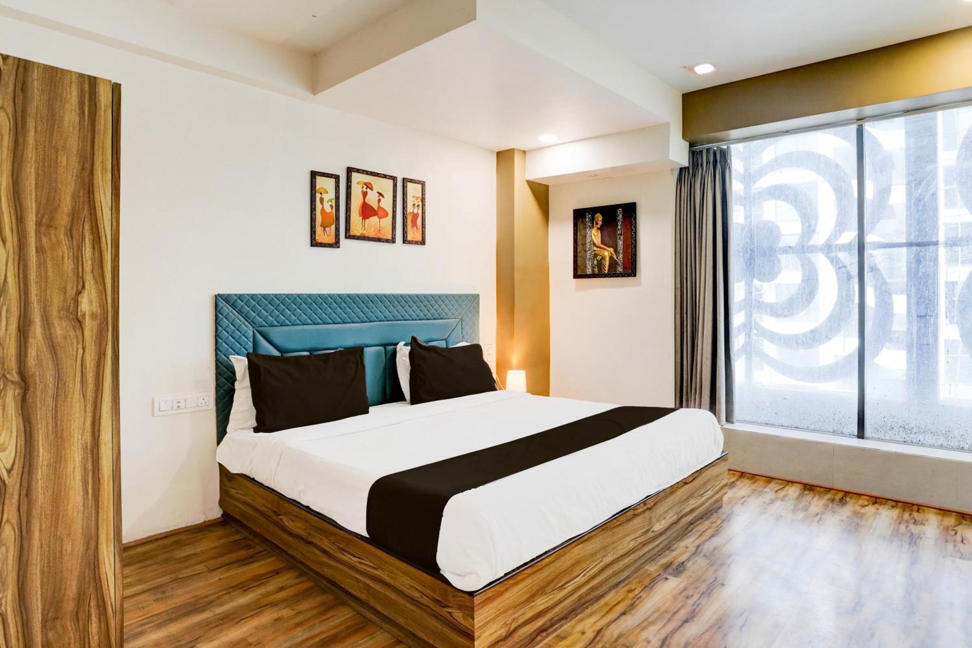 Super Collection O Vesu Surat Formerly Hotel Signature Екстериор снимка